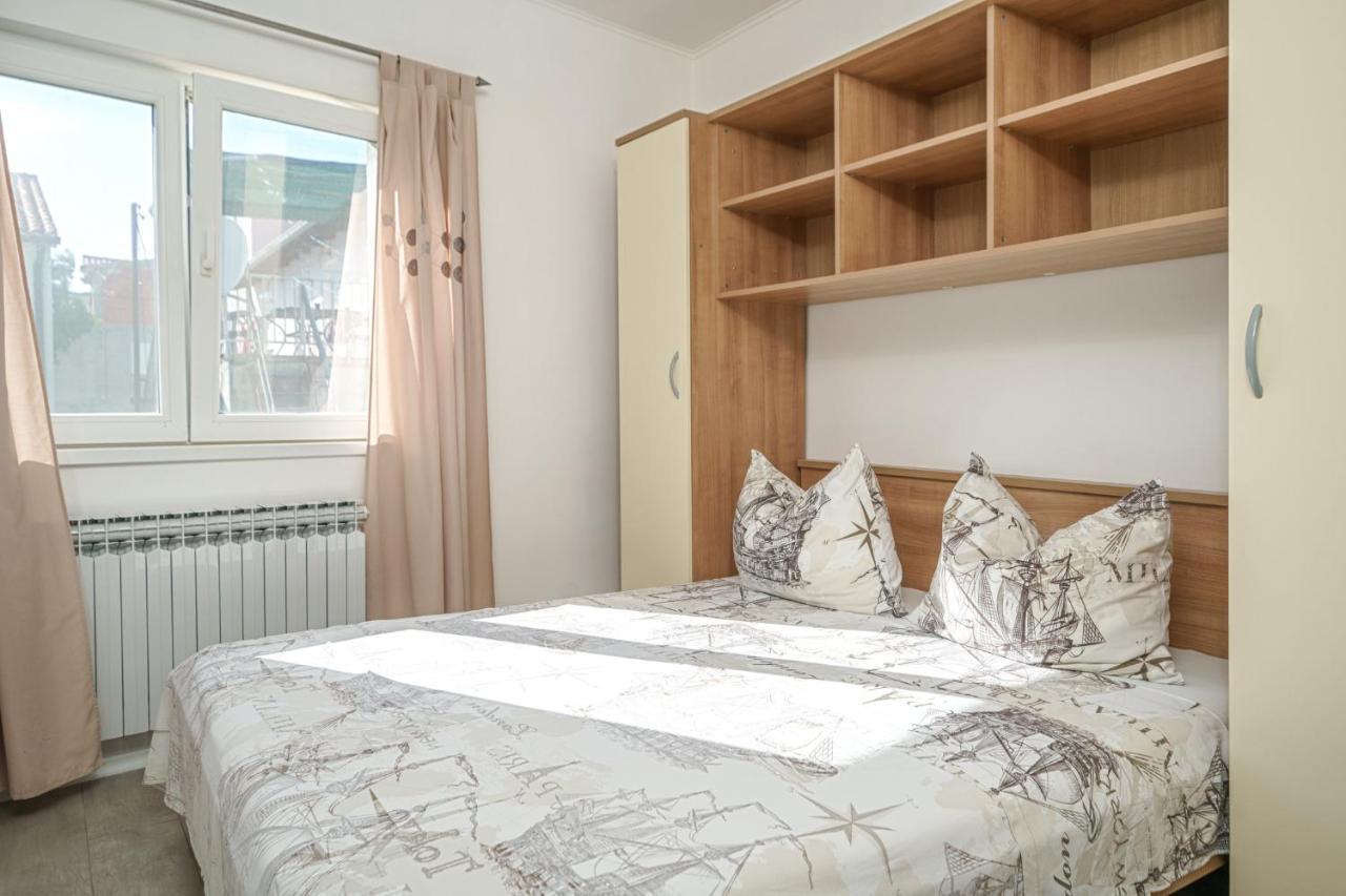 Apartmani Gabriella 沃迪切 外观 照片