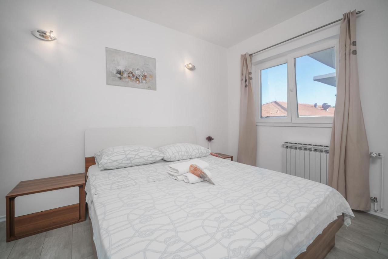 Apartmani Gabriella 沃迪切 外观 照片